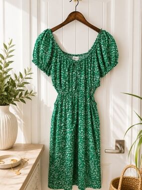 Japna Green Floral Cutout Mini Dress Puff Sleeve Rayon Women's Medium, Pockets!